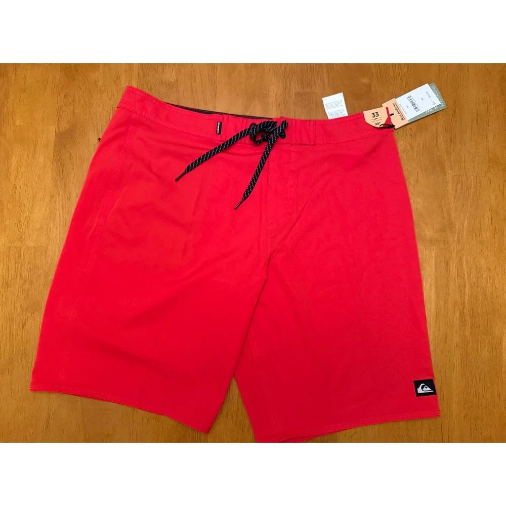 Quiksilver Mens High Risk Red Performance Boardshorts Swim Trunks Size 33 NEW